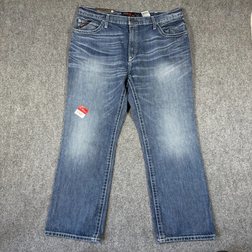 NWT Ariat FR M4 Jeans Mens 42x32 Relaxed Boot Jeans CAT2Flame Resistant Workwear